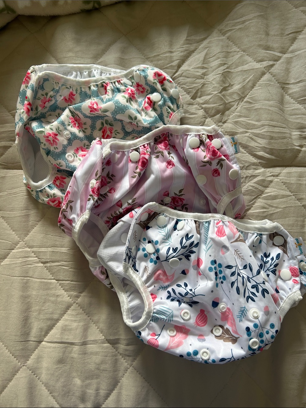 Amazon Baby swim Diaper reusable - Pink, Teal, White Floral Trio